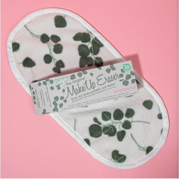The Original Makeup Eraser in White Green Eucalyptus Print (Full Size) - Picture 3 of 7